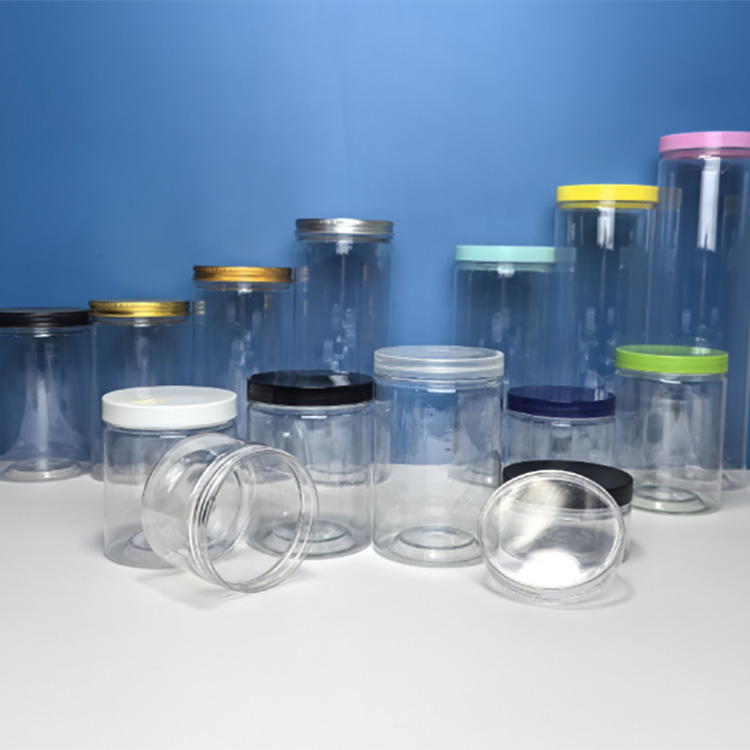 পরিষ্কার প্লাস্টিকের জার