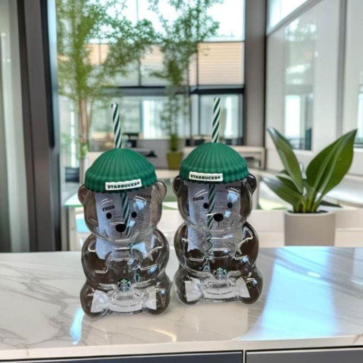 স্টারবাকস বারিস্তা বিয়ার কাপ